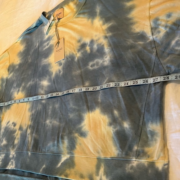 Found Tie-Dye Crewneck Top - Picture 6 of 8